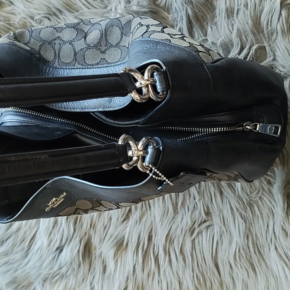 Coach Lexy Purse 👜- final Price drop - Picture 5 of 11